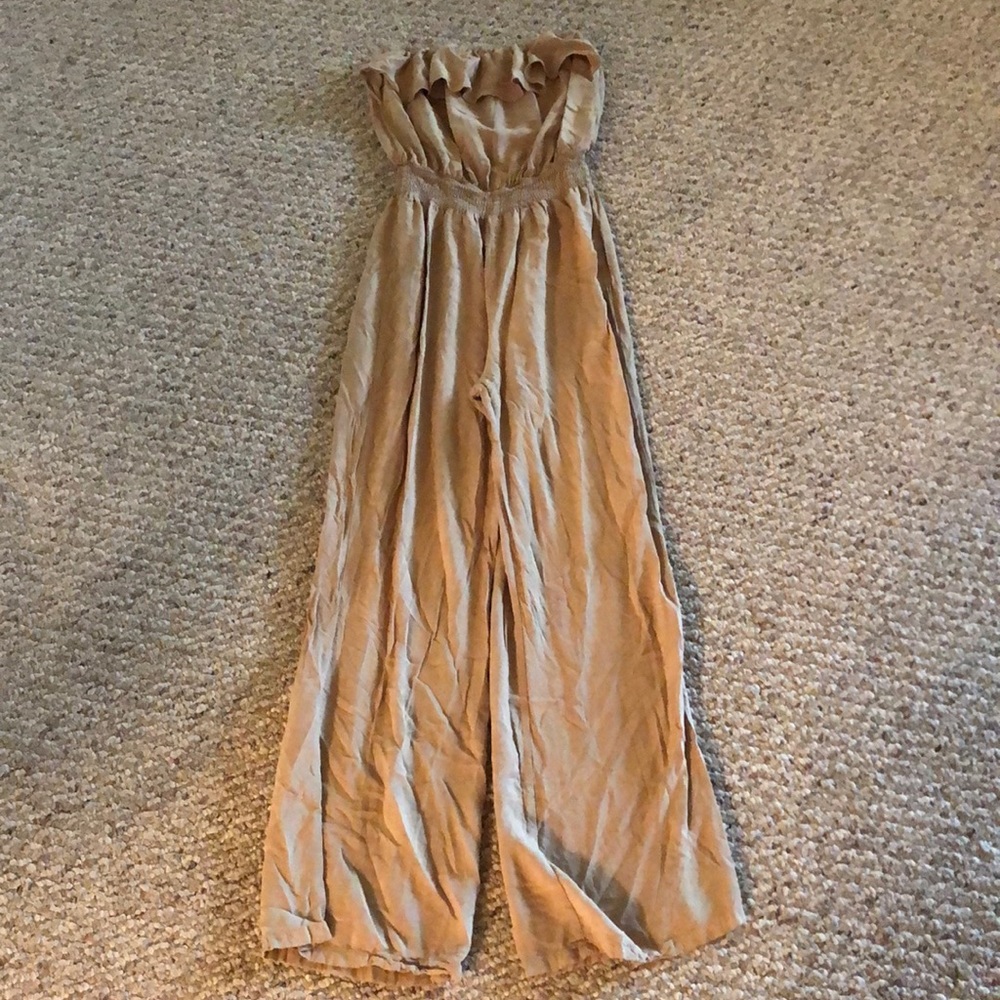 Tan Rayon Romper Size: Small